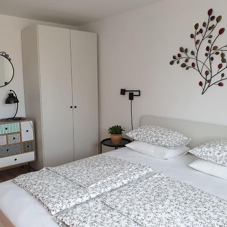 Apartment Maeistro By Privileggio Residence روفينج المظهر الخارجي الصورة